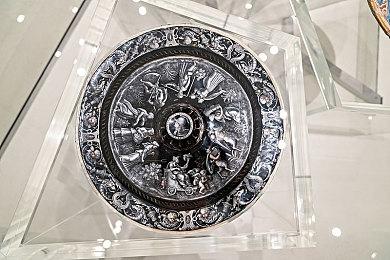 国产科幻机甲游戏《解限机》定档7月2日公测，登顶Steam国产游戏愿望单榜首